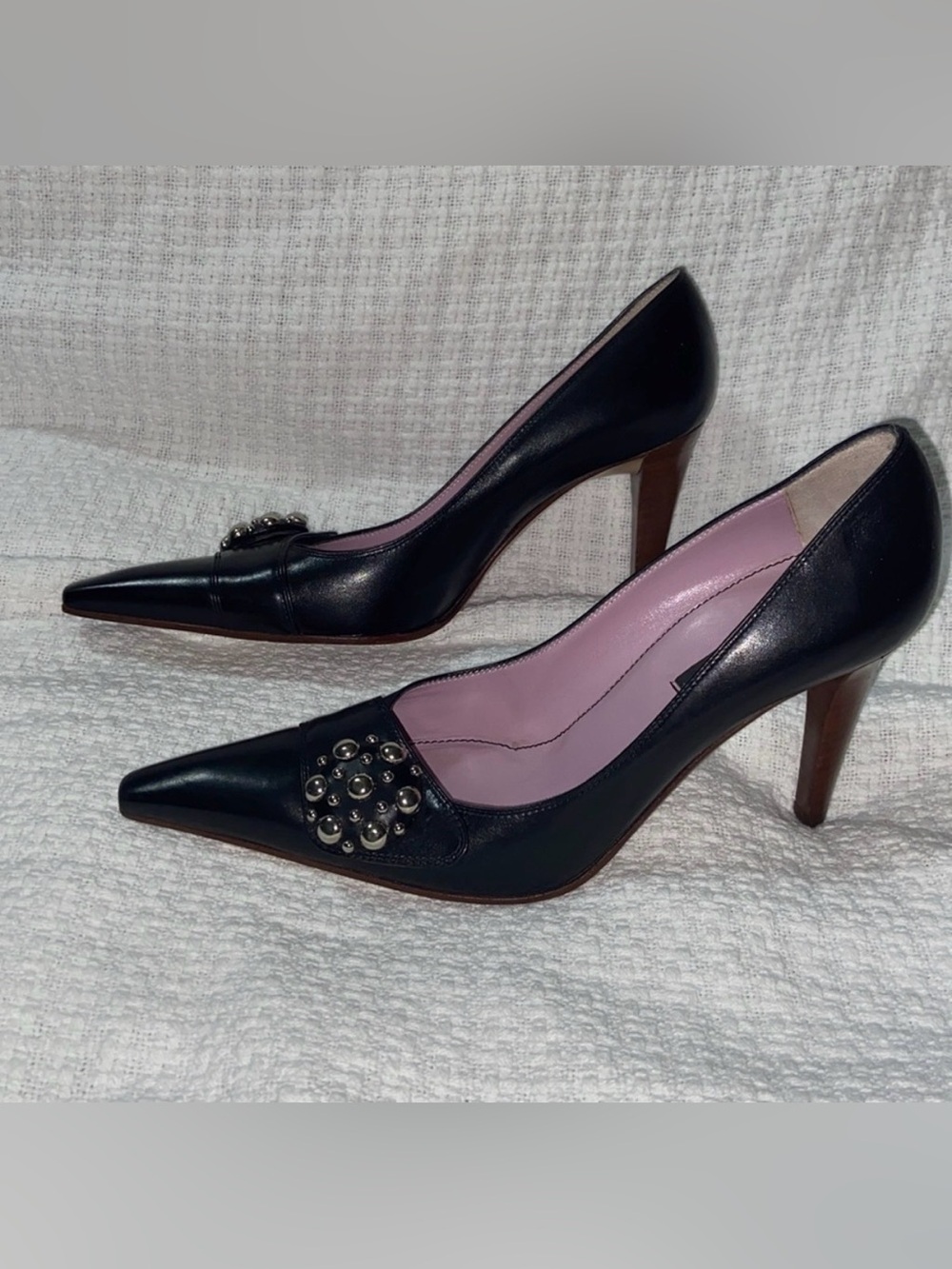 EUC Sergio Rossi black leather pump studded detail